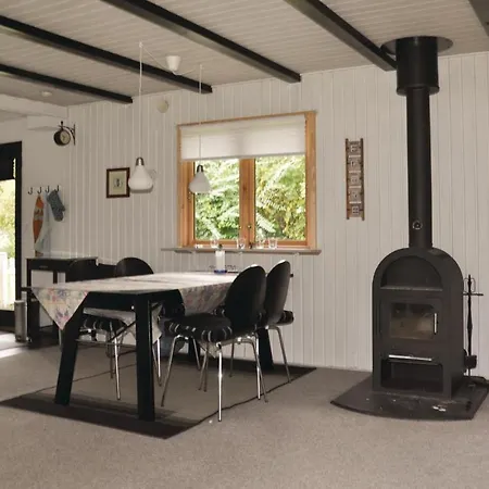 Holiday Home Vestermosen *